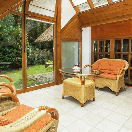 Exclusive In With Conservatory
